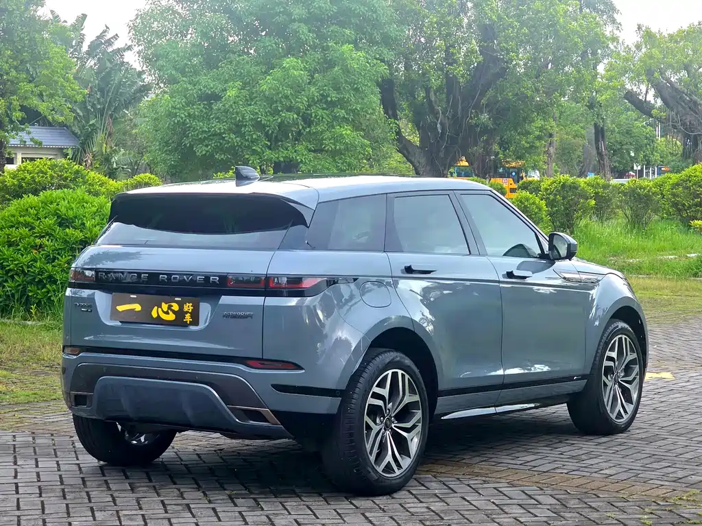 Land Rover Evoque — фото 10