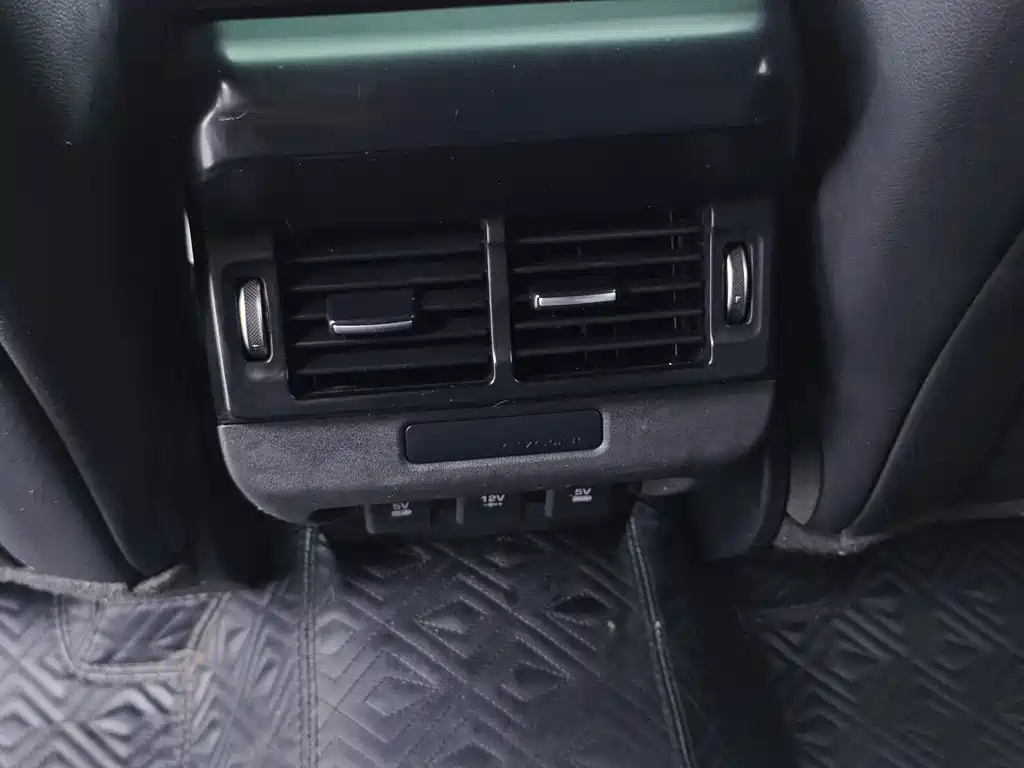 Land Rover Evoque — фото 11