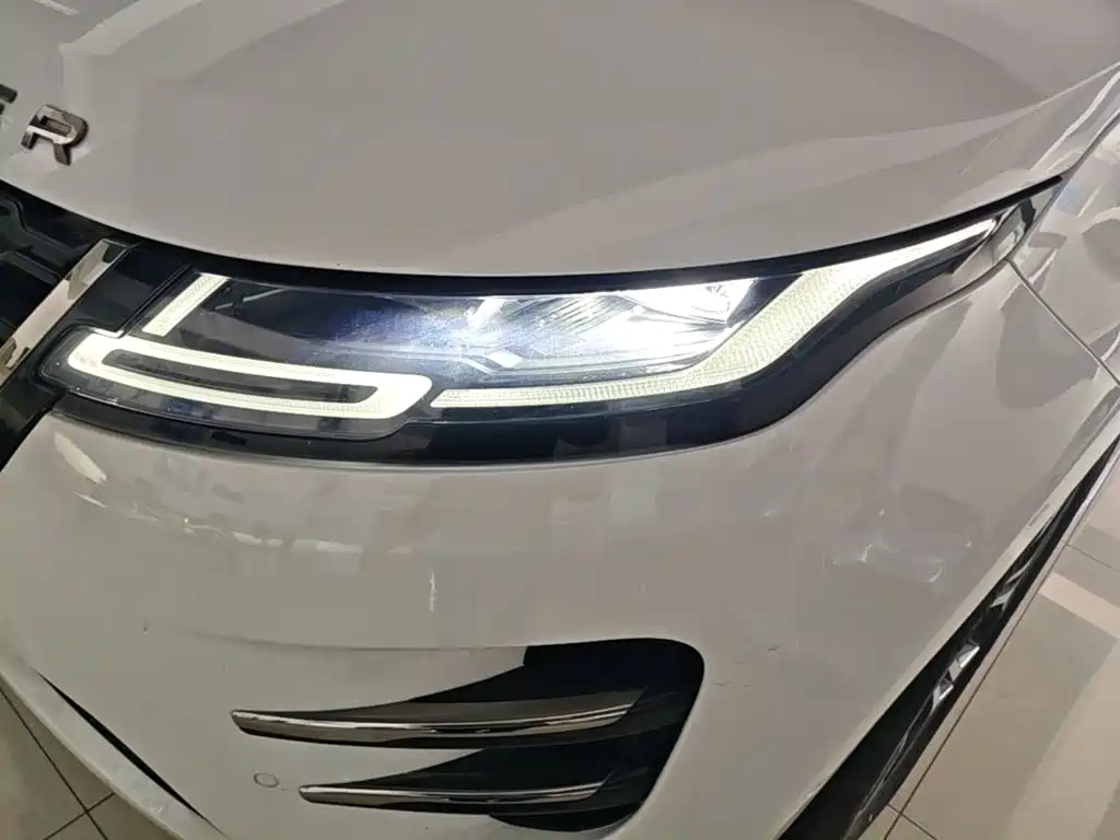 Land Rover Evoque — фото 24