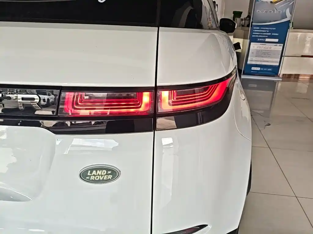 Land Rover Evoque — фото 8