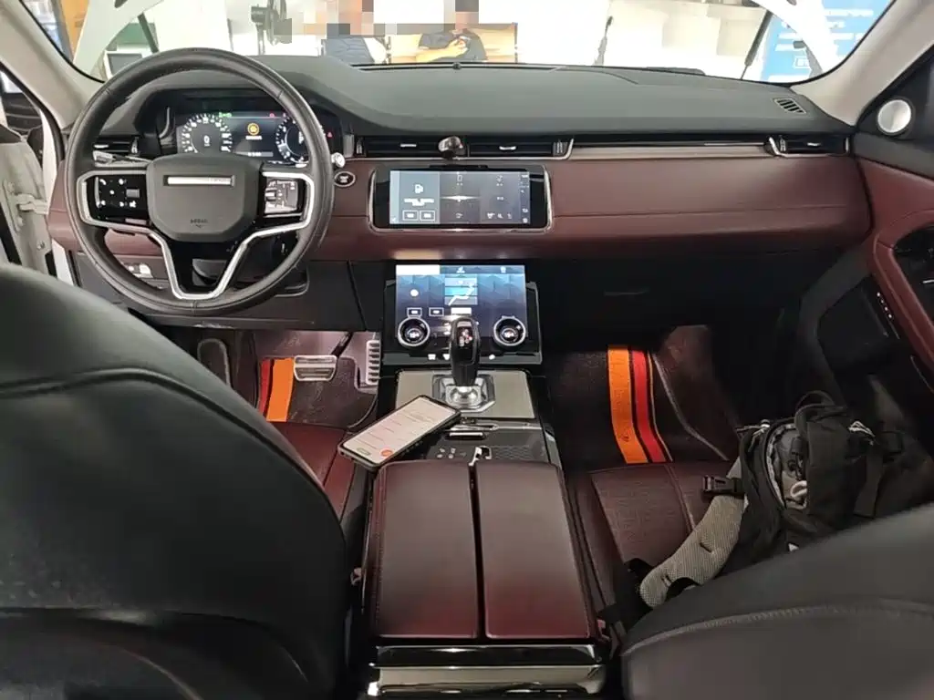 Land Rover Evoque — фото 10