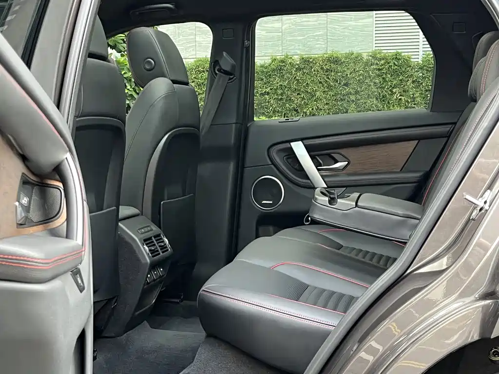 Land Rover Discovery Sport — фото 10