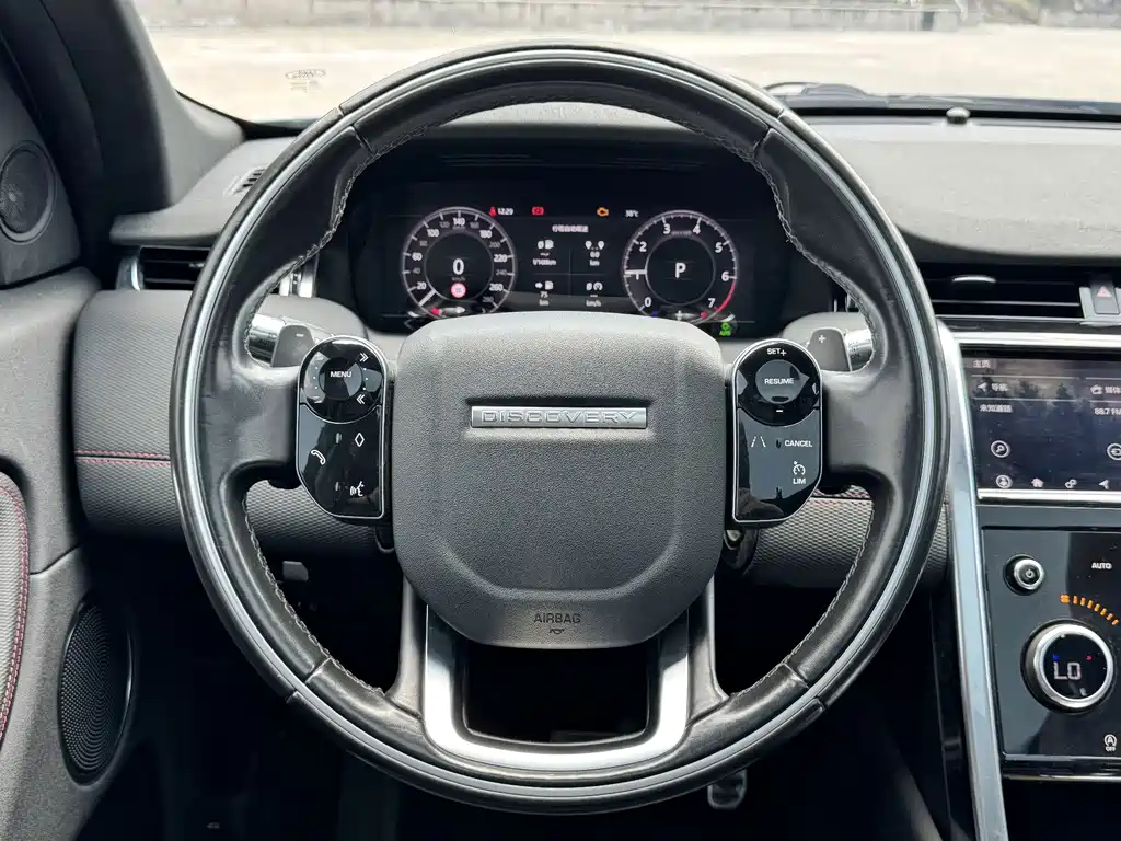 Land Rover Discovery Sport — фото 16