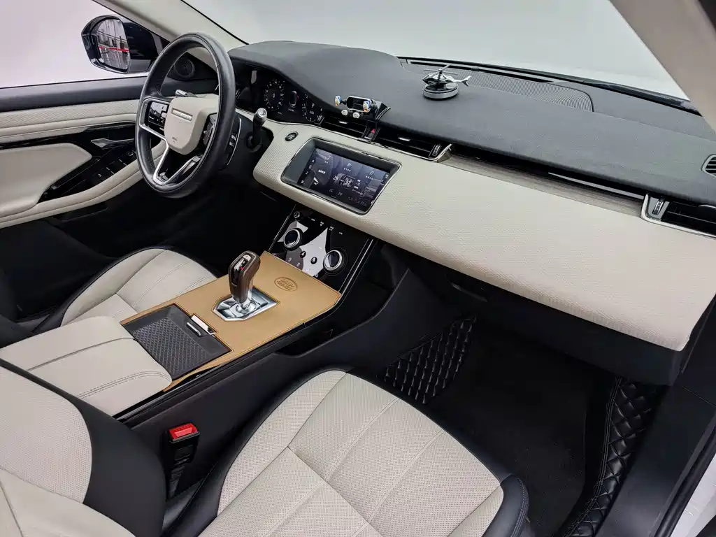 Land Rover Evoque — фото 11