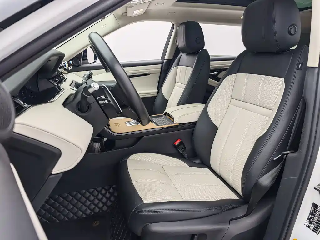 Land Rover Evoque — фото 13