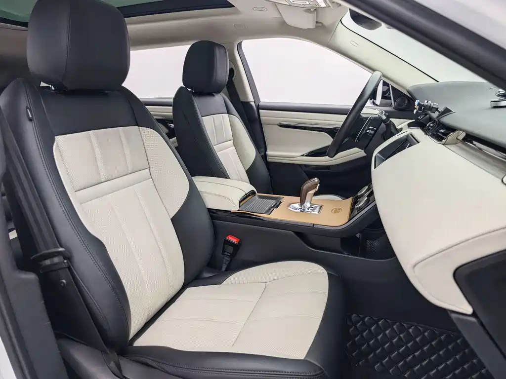 Land Rover Evoque — фото 16