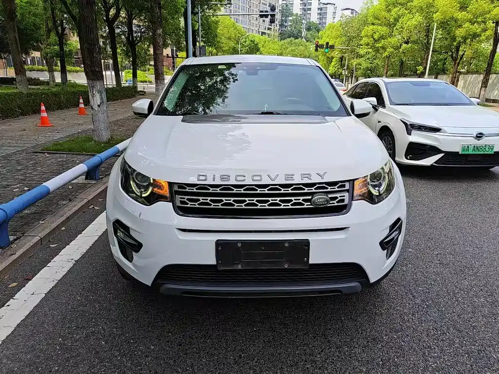 Land Rover Discovery Sport — фото 2