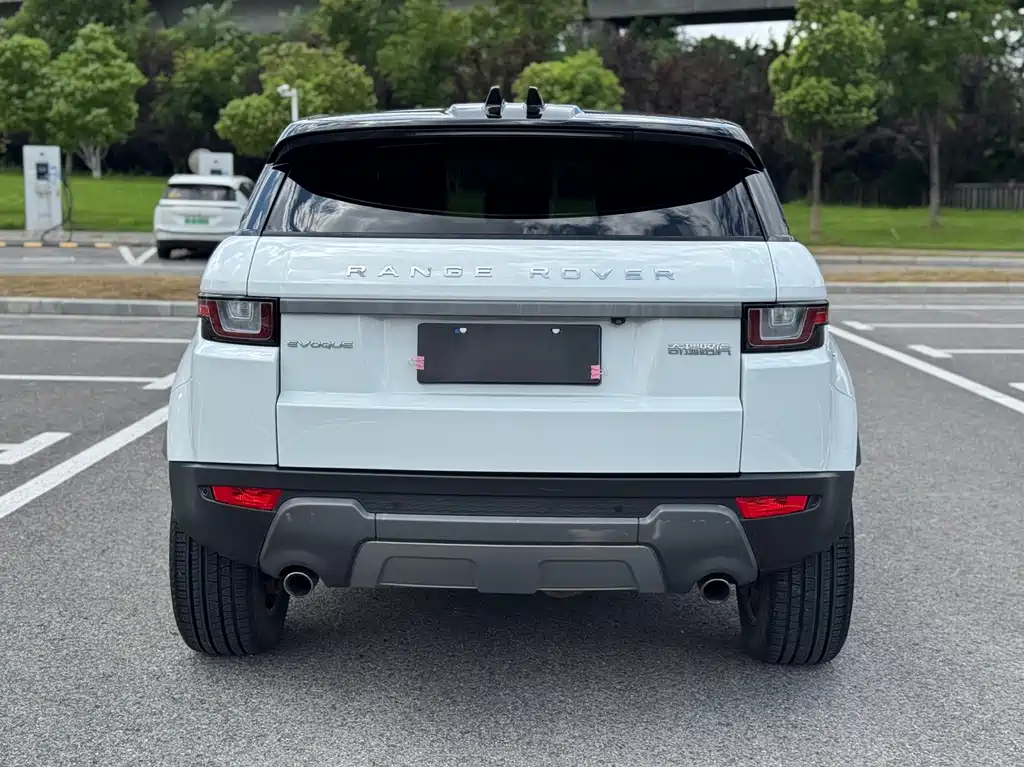 Land Rover Evoque — фото 5
