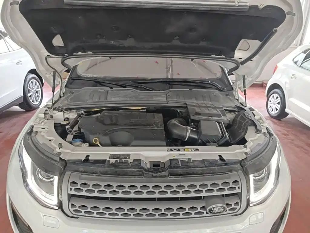 Land Rover Evoque — фото 20
