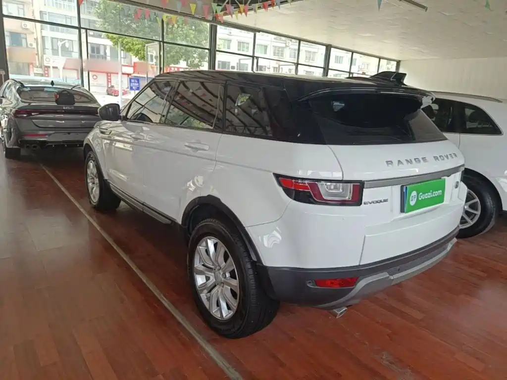 Land Rover Evoque — фото 5