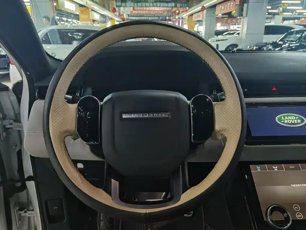 Land Rover Evoque — фото 9