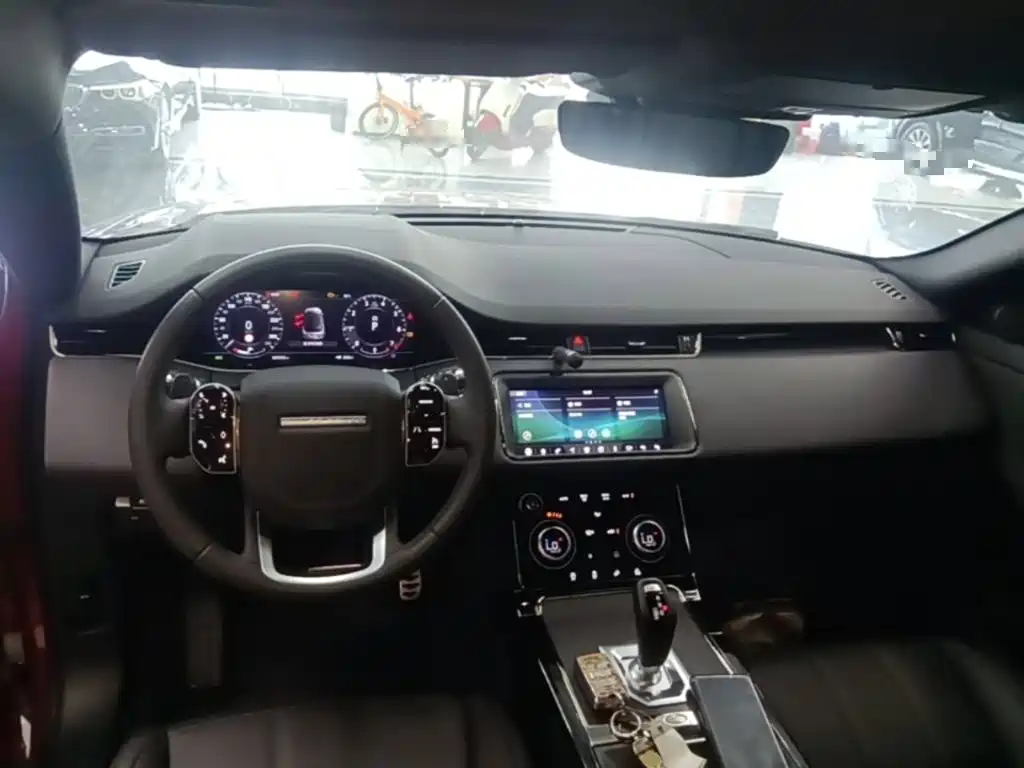Land Rover Evoque — фото 10