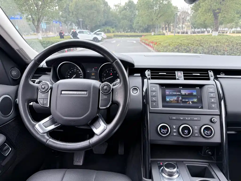 Land Rover Discovery — фото 11