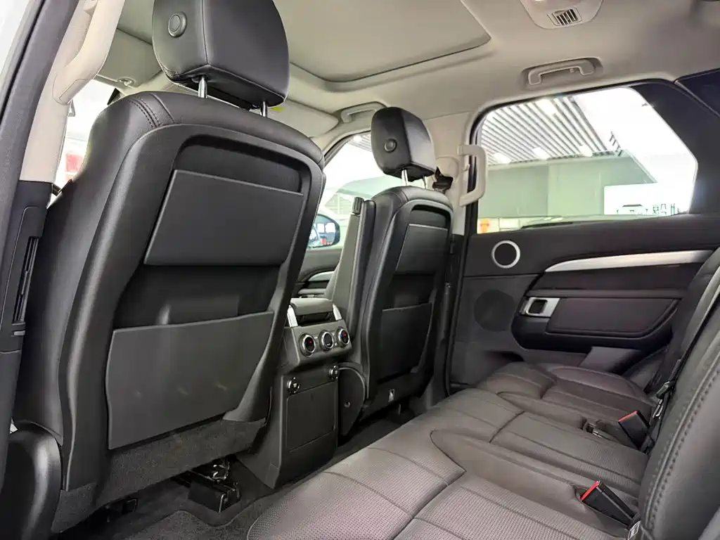 Land Rover Discovery — фото 6