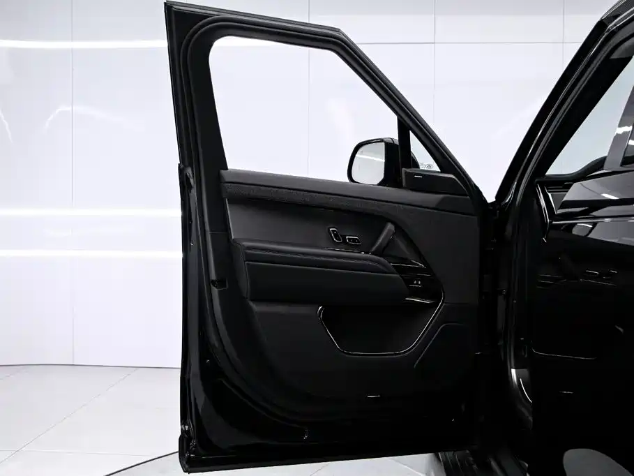 Land Rover Sport — фото 11