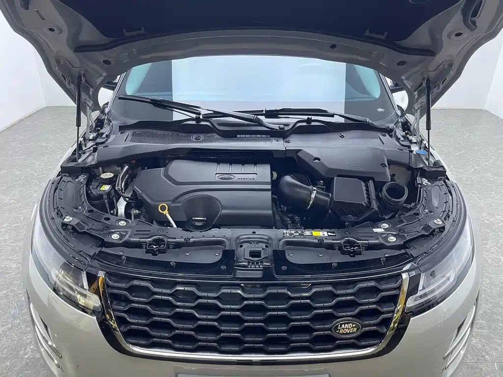 Land Rover Evoque — фото 17