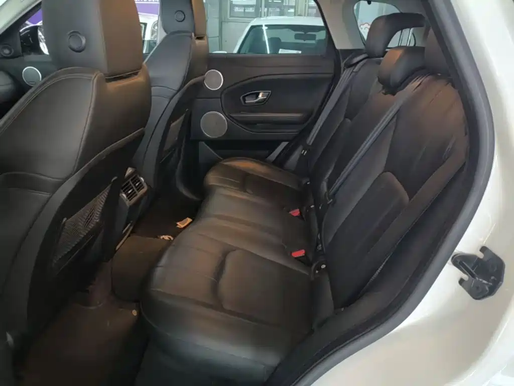 Land Rover Evoque — фото 17