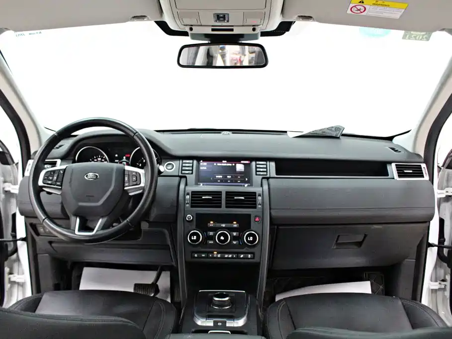 Land Rover Discovery Sport — фото 10