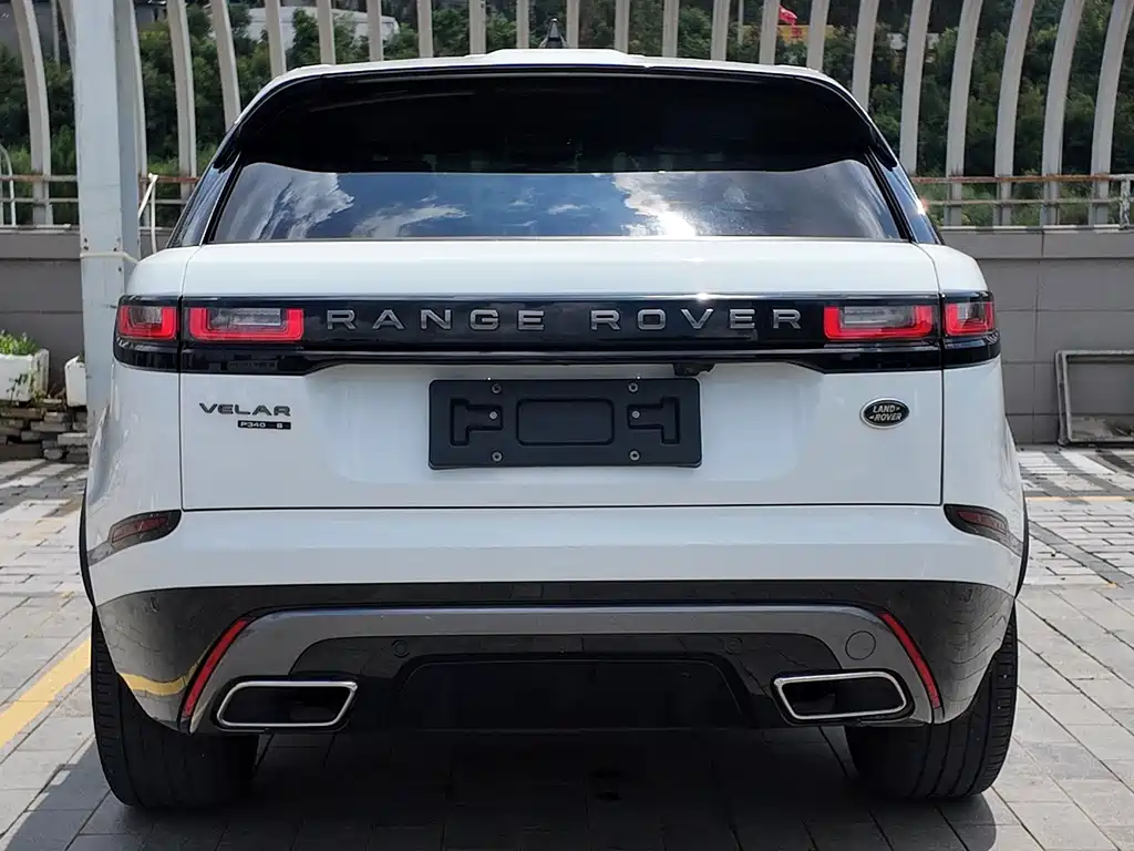 Land Rover Velar — фото 14