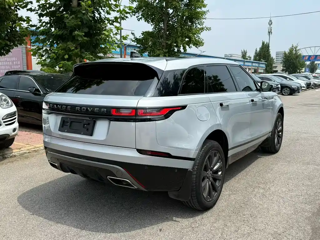 Land Rover Velar — фото 9