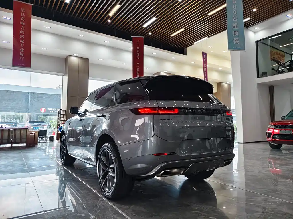 Land Rover Sport — фото 19