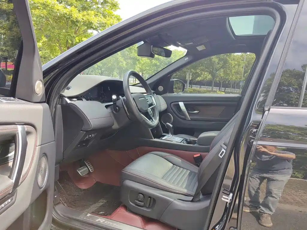 Land Rover Discovery Sport — фото 14