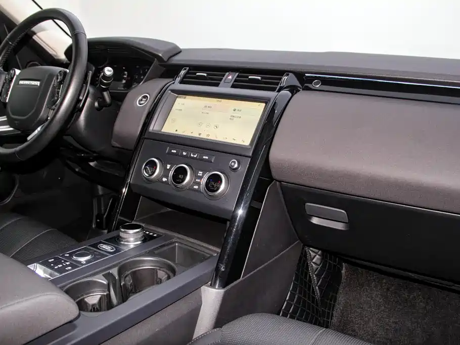 Land Rover Discovery — фото 24