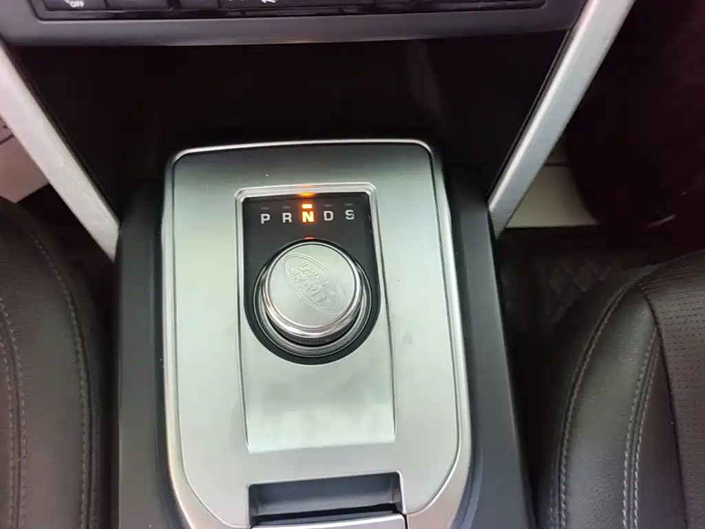 Land Rover Discovery Sport — фото 14