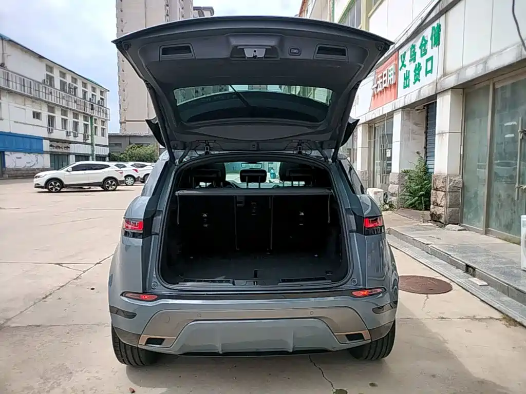 Land Rover Evoque — фото 19