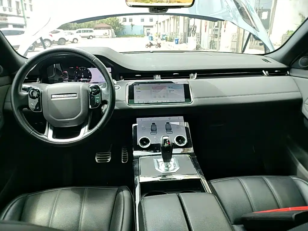 Land Rover Evoque — фото 10