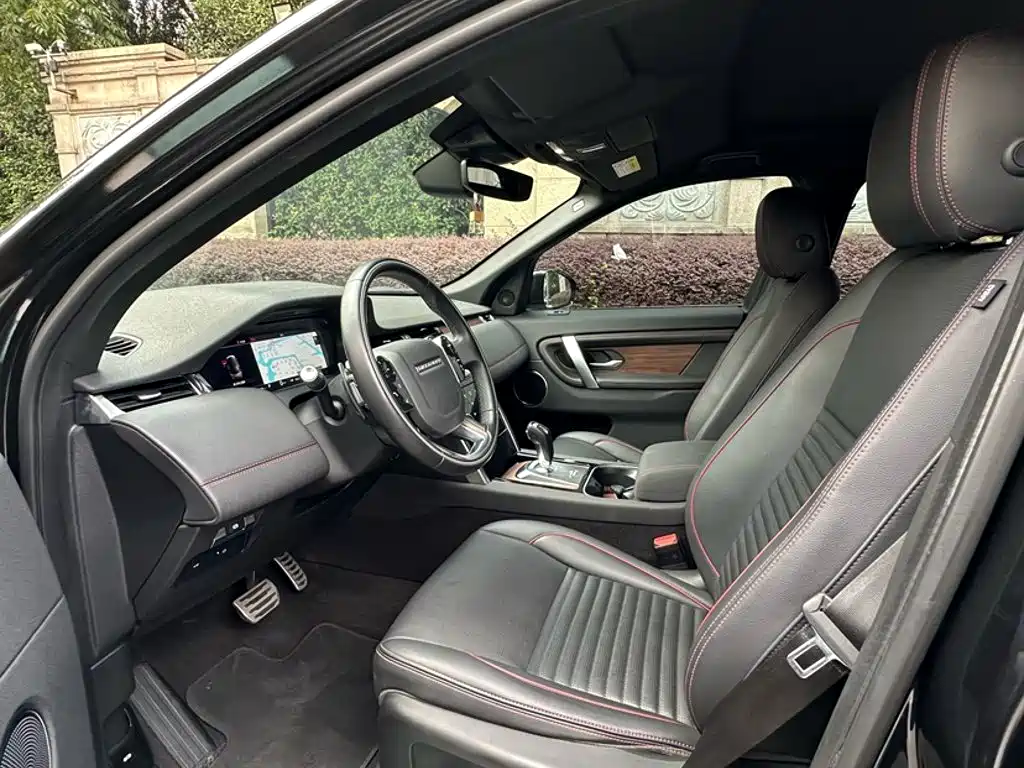 Land Rover Discovery Sport — фото 21