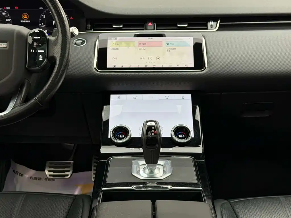 Land Rover Evoque — фото 25