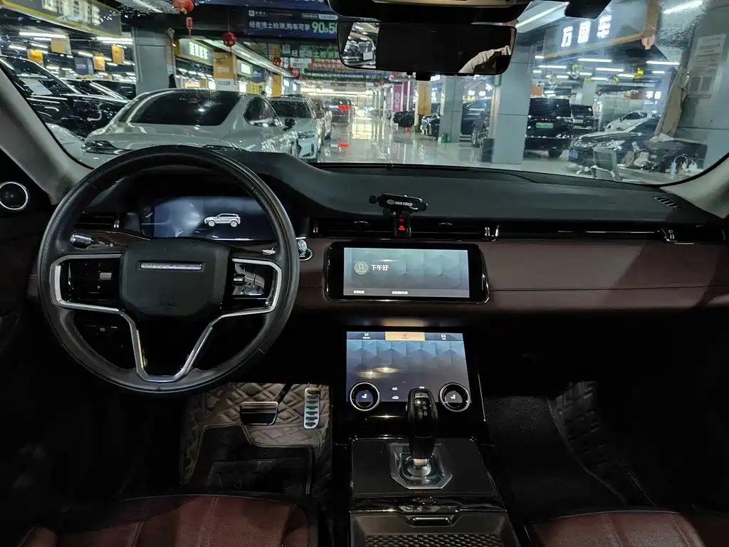 Land Rover Evoque — фото 6