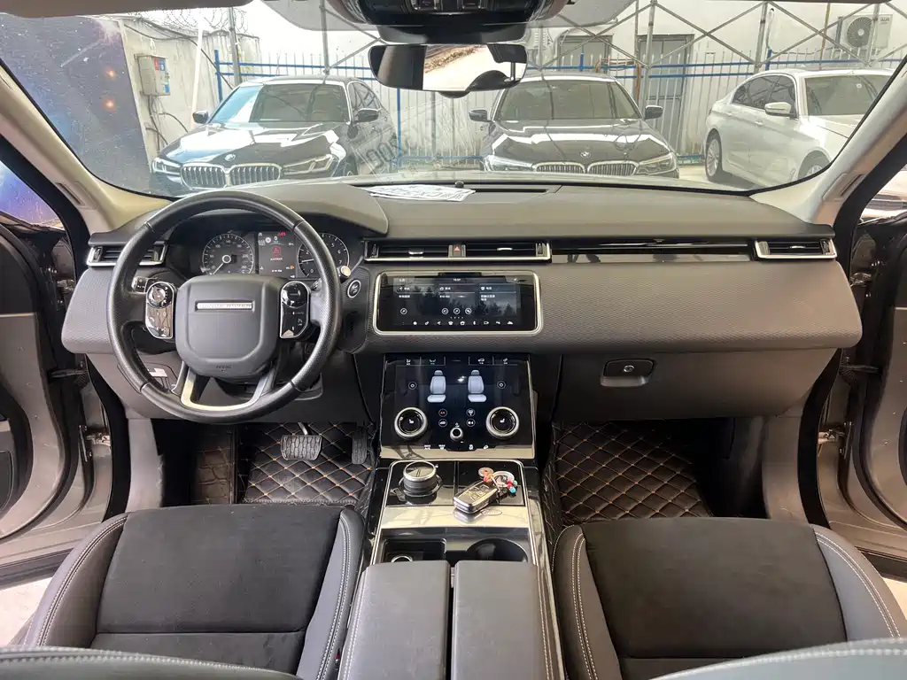 Land Rover Velar — фото 21
