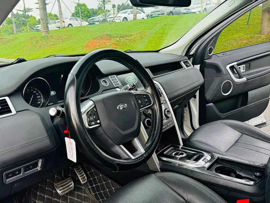 Land Rover Discovery Sport — фото 11