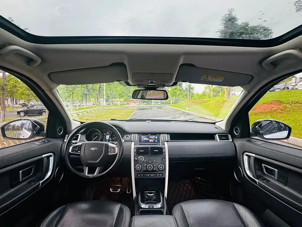 Land Rover Discovery Sport — фото 23