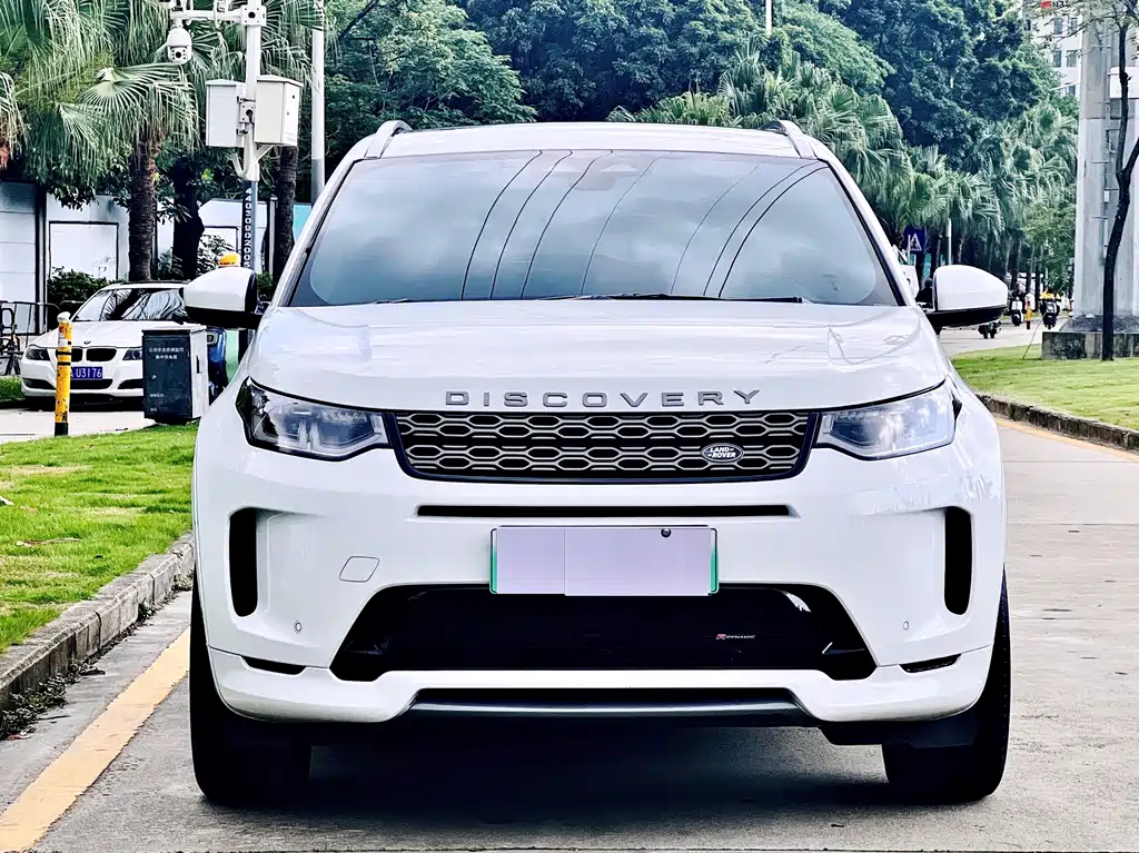 Land Rover Discovery Sport Hybrid — фото 2