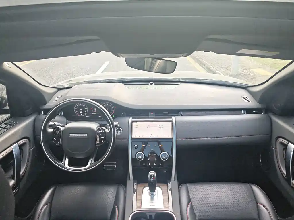 Land Rover Discovery Sport Hybrid — фото 9