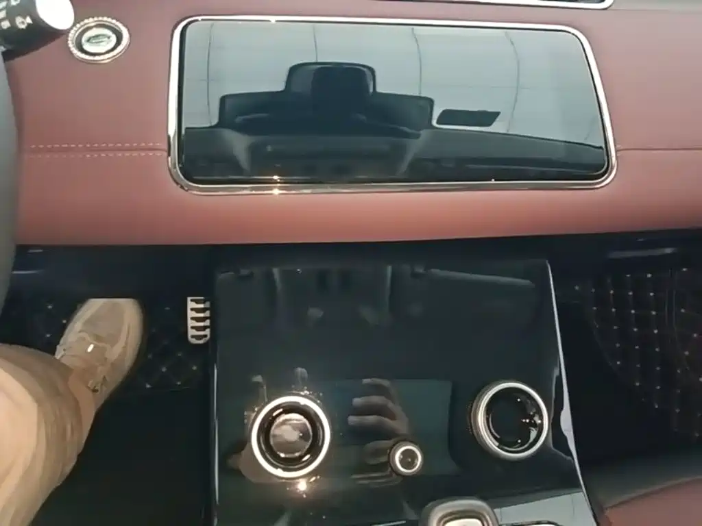 Land Rover Evoque — фото 13