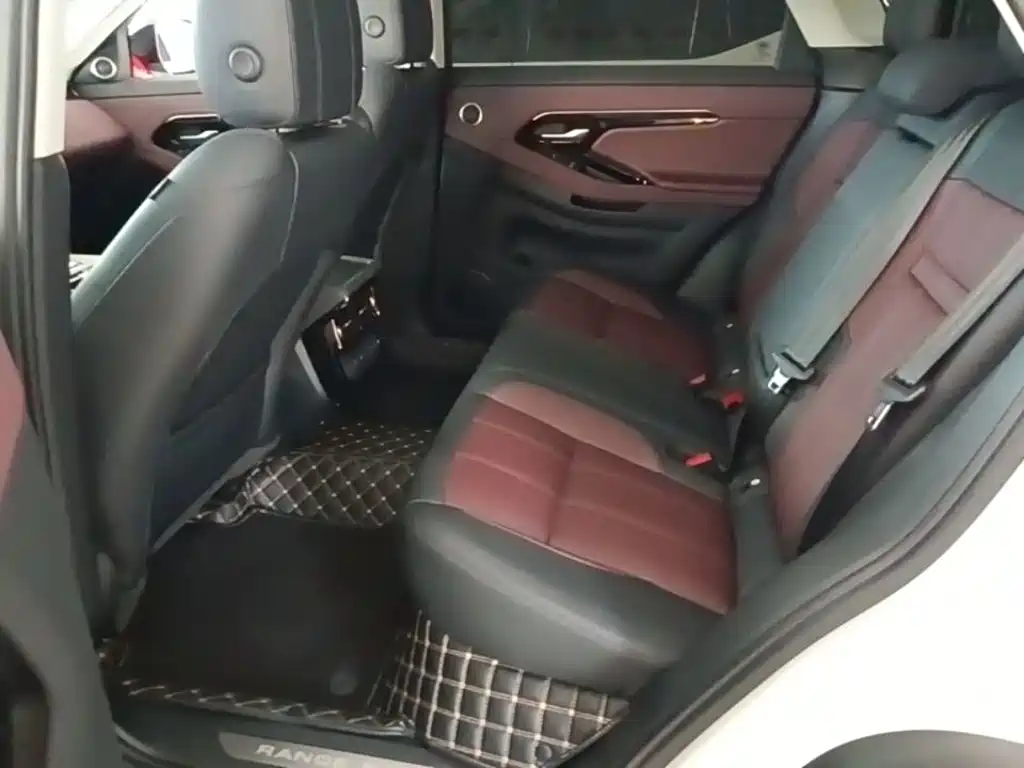 Land Rover Evoque — фото 17