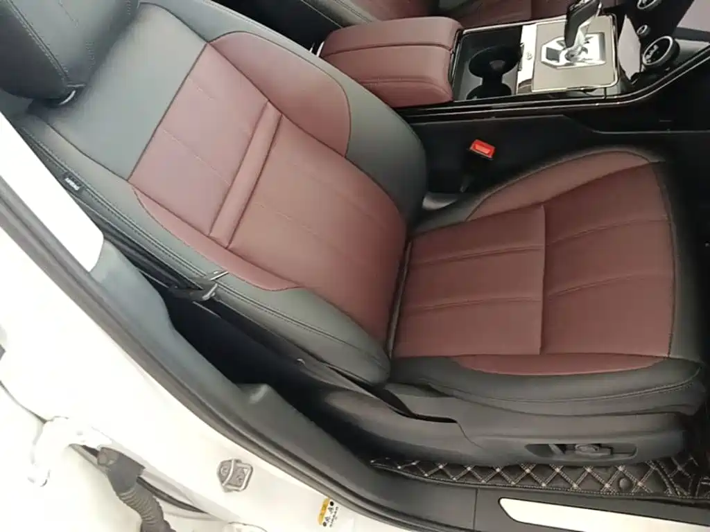 Land Rover Evoque — фото 25