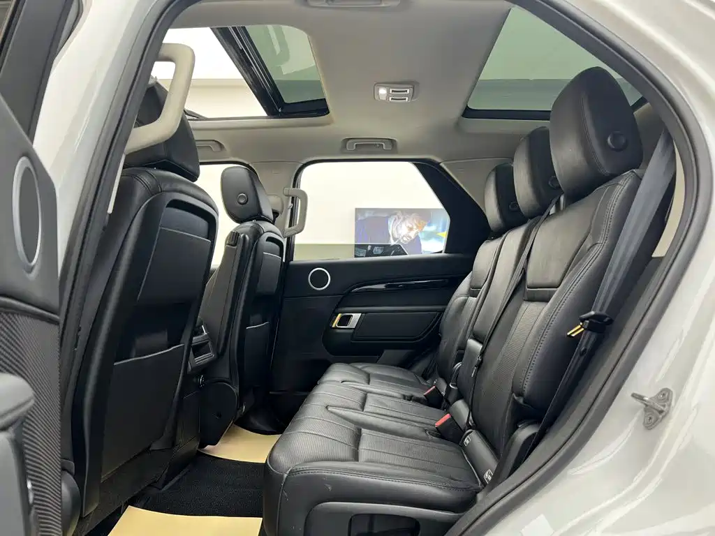 Land Rover Discovery — фото 20