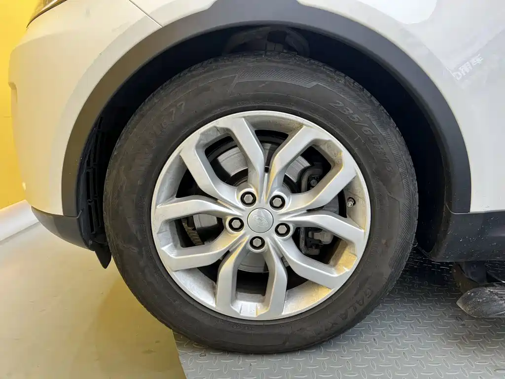 Land Rover Discovery — фото 10