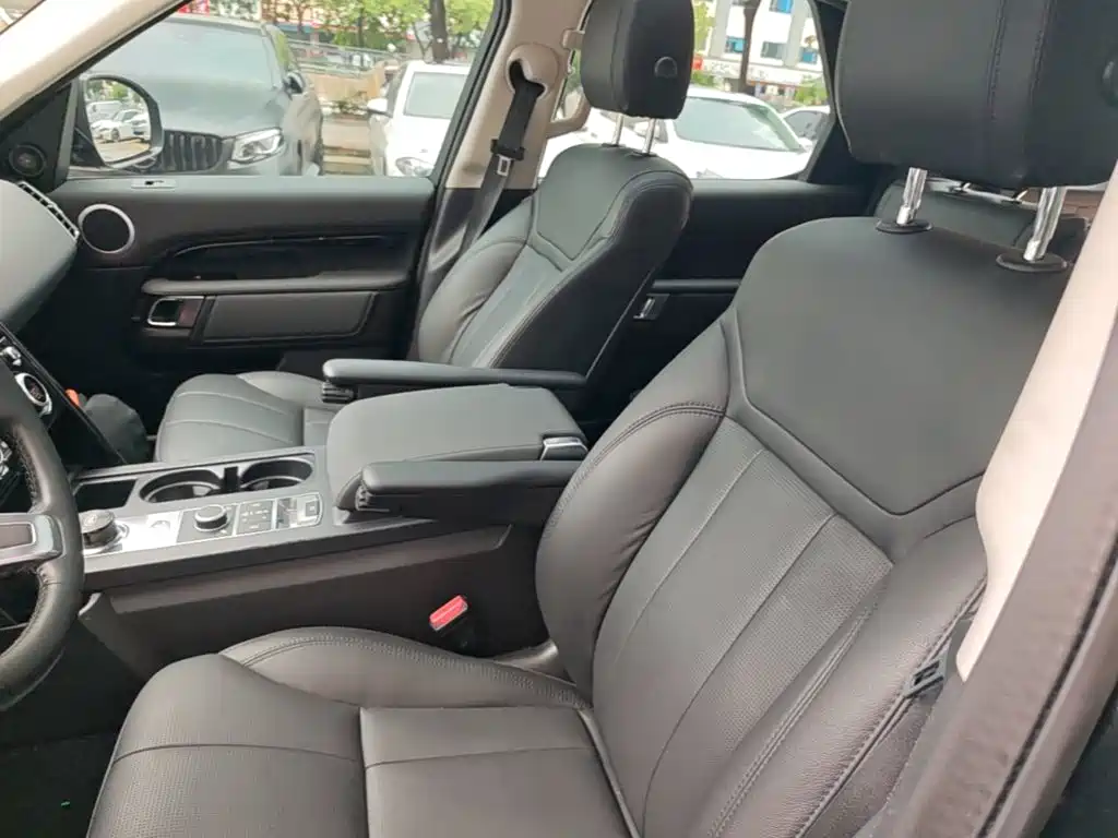 Land Rover Discovery — фото 15