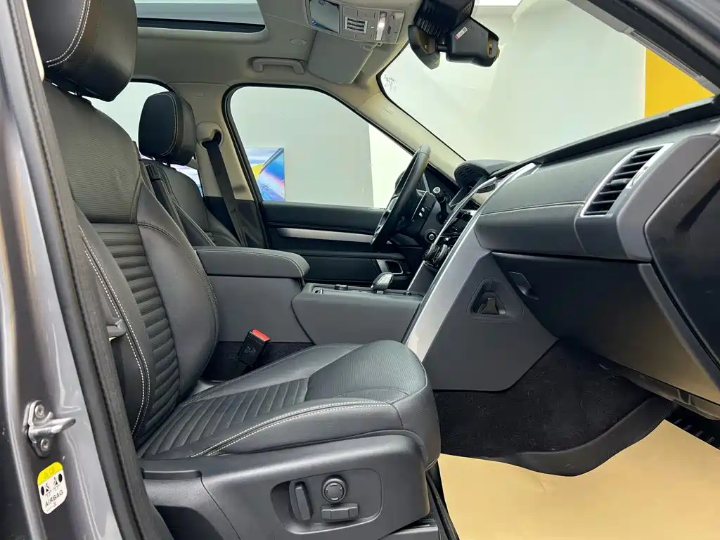 Land Rover Discovery — фото 18