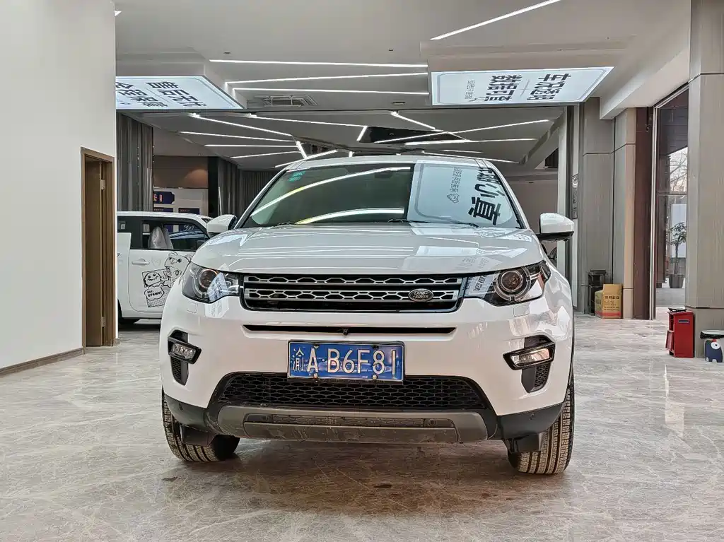 Land Rover Discovery Sport — фото 2