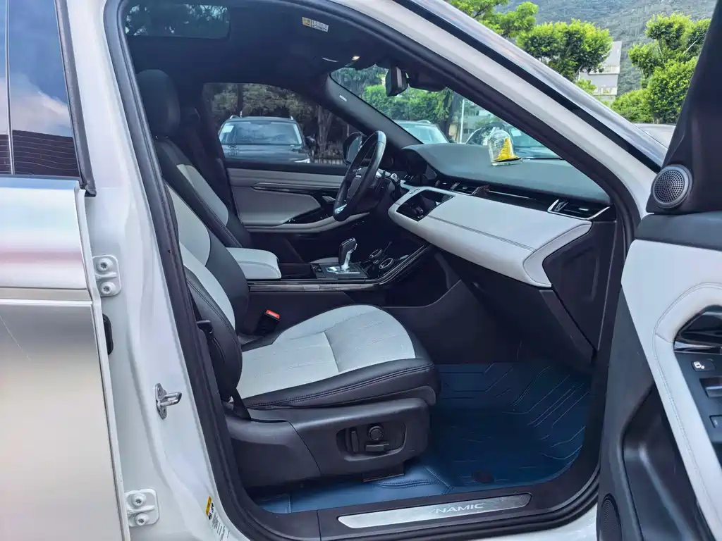 Land Rover Evoque — фото 4