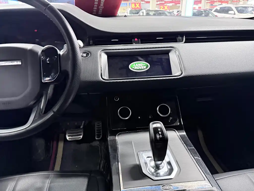 Land Rover Evoque — фото 14