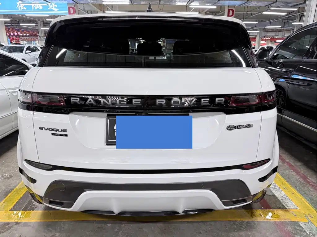 Land Rover Evoque — фото 17