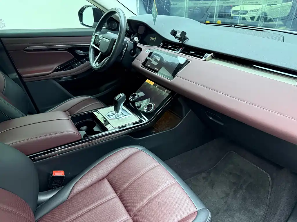 Land Rover Evoque — фото 20
